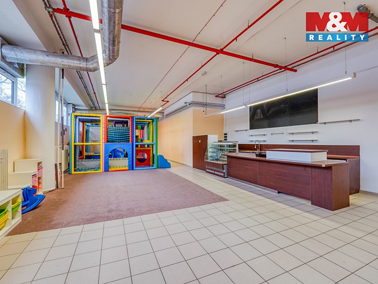Pronájem obchodního prostoru 148 m² - foto 5
