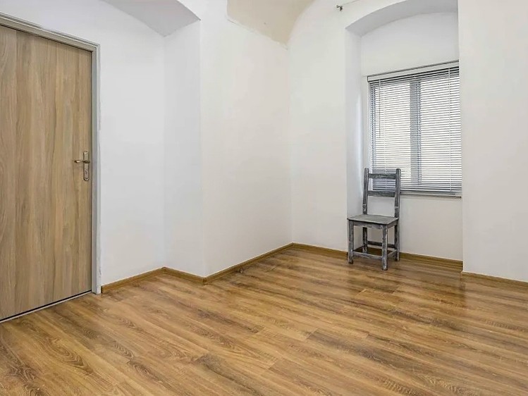 Pronájem kanceláře 22 m² - foto 2