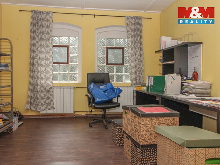 Pronájem skladového prostoru 700 m² - foto 7