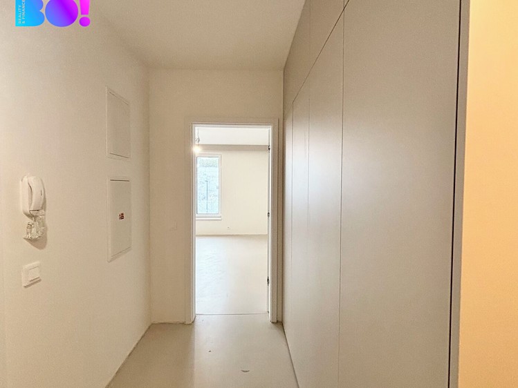 Pronájem kanceláře 75 m² - foto 8