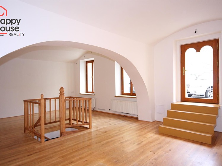 Pronájem obchodního prostoru 184 m² - foto 3
