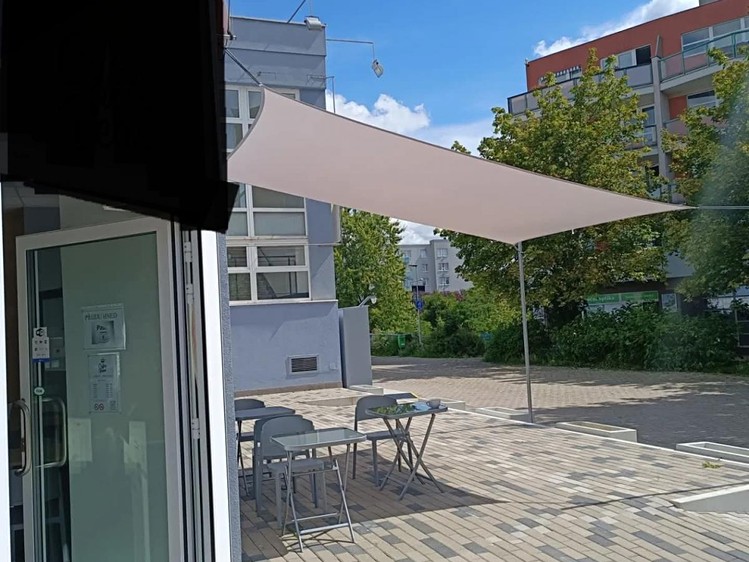 Pronájem restaurace 55 m² - foto 1