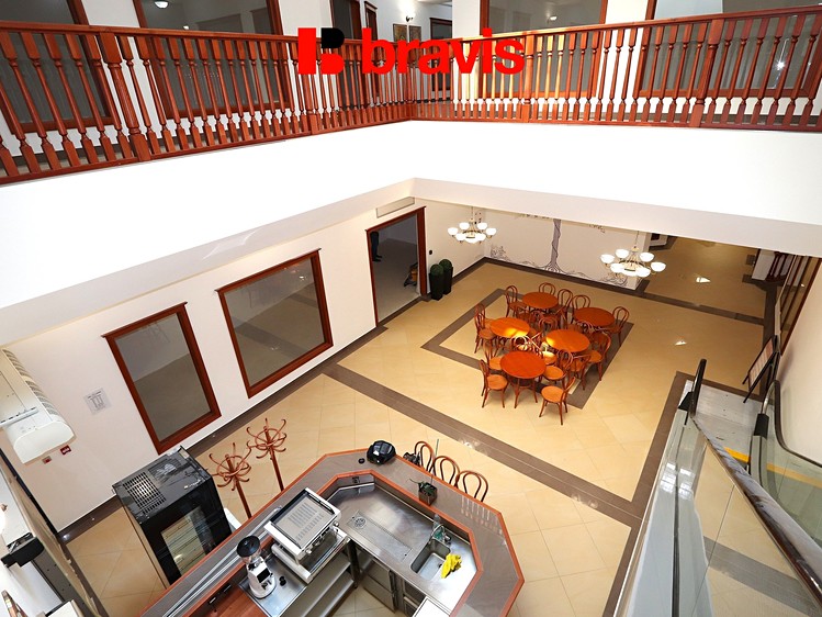Pronájem obchodního prostoru 40 m² - foto 7