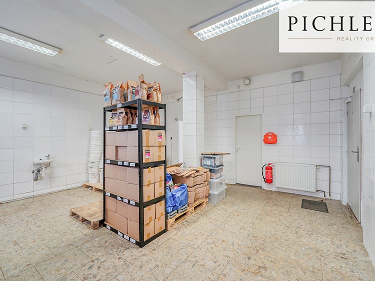 Pronájem kanceláře 67 m² - foto 3