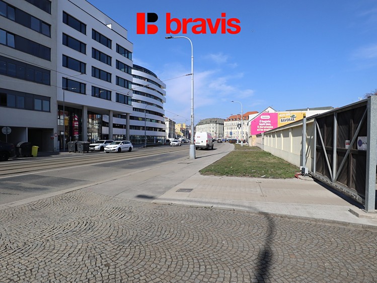 Pronájem kanceláře 50 m² - foto 1