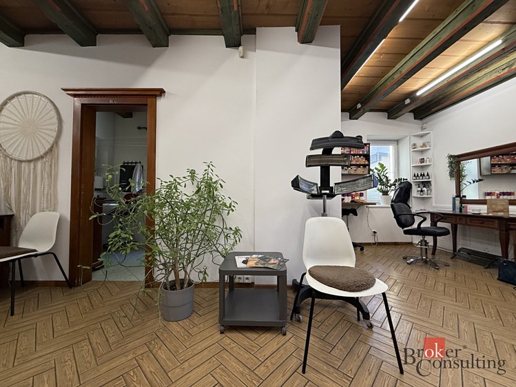 Pronájem komerční nemovitosti 50 m² - foto 1