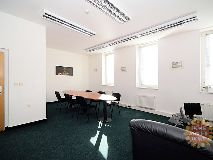 Pronájem kanceláře 37 m² - foto 7