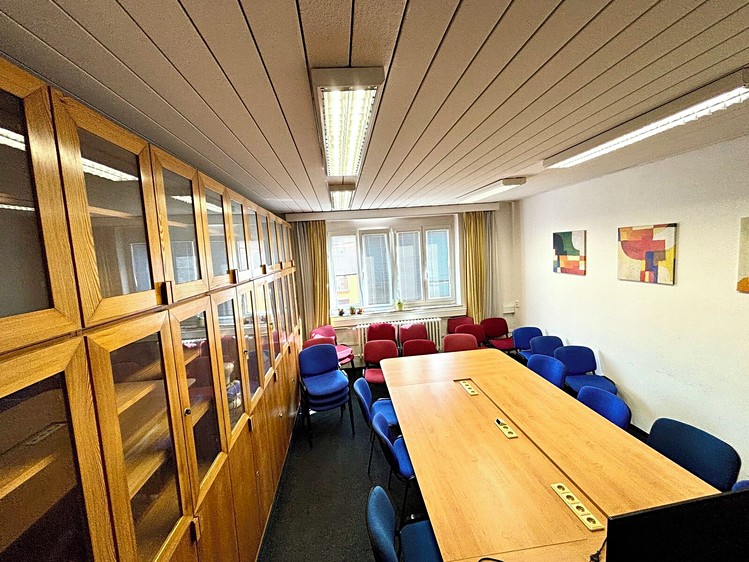 Pronájem kanceláře 28 m² - foto 3