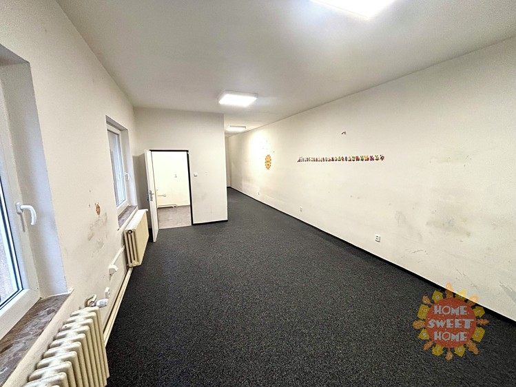 Pronájem kanceláře 94 m² - foto 3