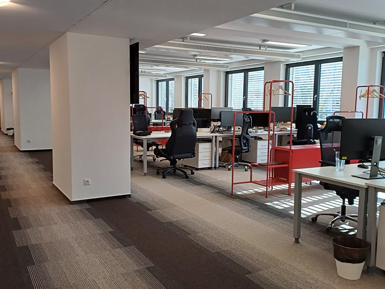 Pronájem kanceláře 320 m² - foto 6