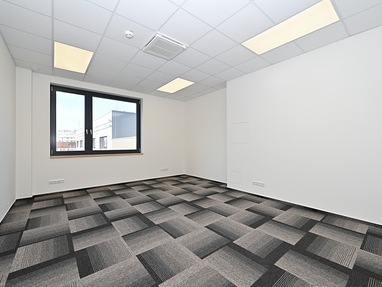 Pronájem kanceláře 20 m² - foto 3