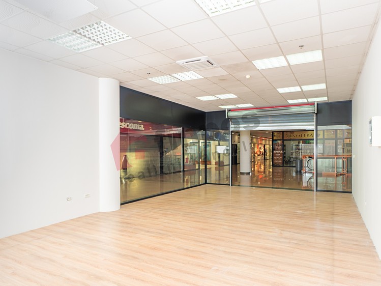 Pronájem obchodního prostoru 55 m² - foto 3