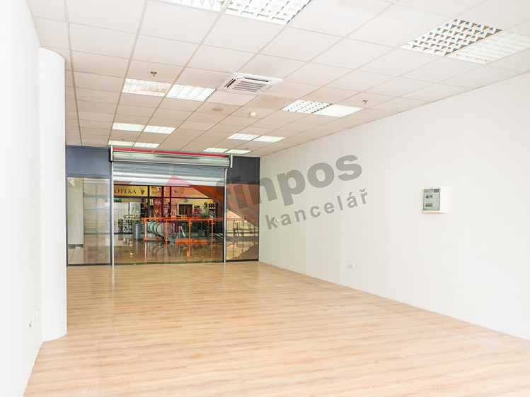 Pronájem obchodního prostoru 55 m² - foto 6