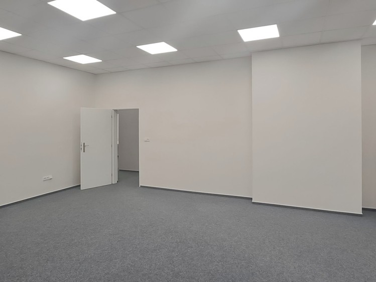 Pronájem kanceláře 42 m² - foto 4