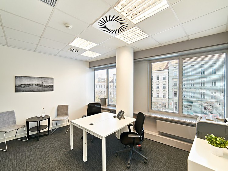 Pronájem kanceláře 49 m² - foto 4