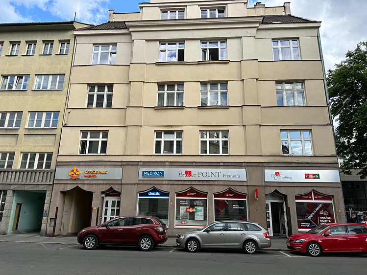 Pronájem kanceláře 52 m² - foto 7
