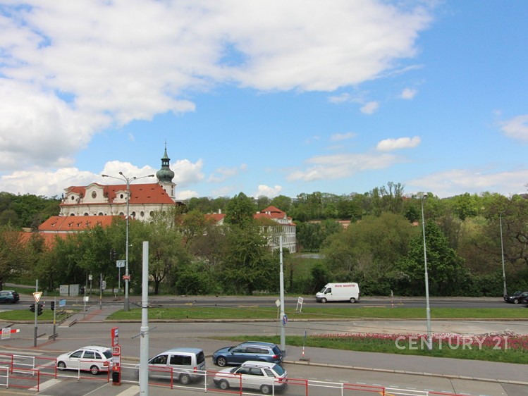 Pronájem kanceláře 38 m² - foto 3