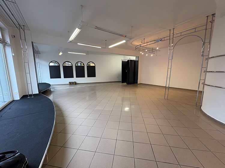 Pronájem obchodního prostoru 70 m² - foto 4