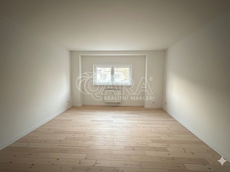 Pronájem obchodního prostoru 31 m² - foto 4
