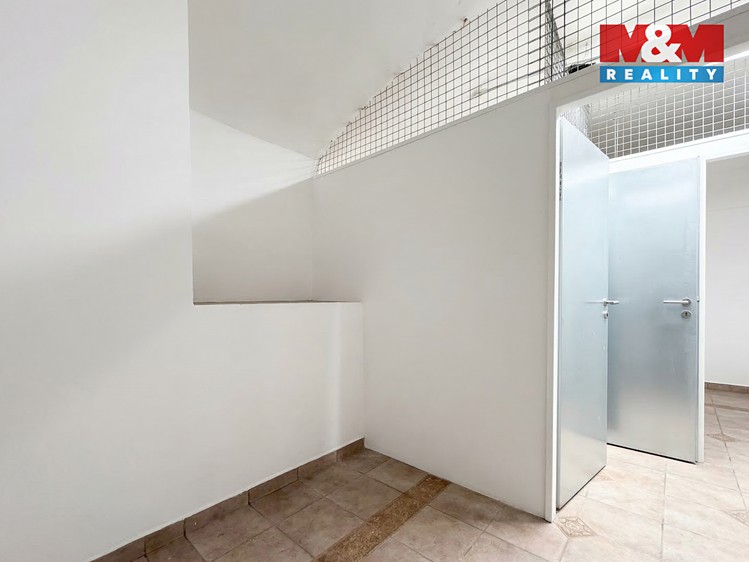 Pronájem skladového prostoru 4 m² - foto 2