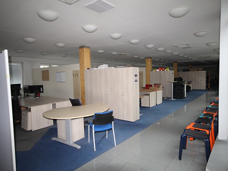 Pronájem obchodního prostoru 459 m² - foto 3
