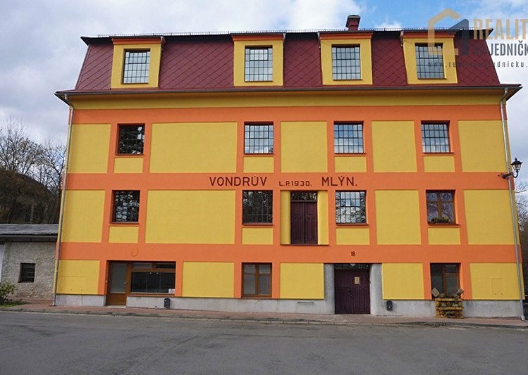 Pronájem kanceláře 23 m² - foto 1
