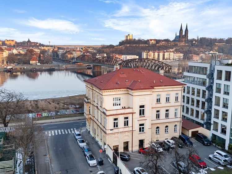Pronájem kanceláře 1 037 m² - foto 3