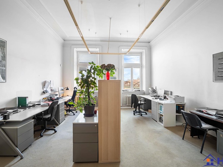 Pronájem kanceláře 1 037 m² - foto 6