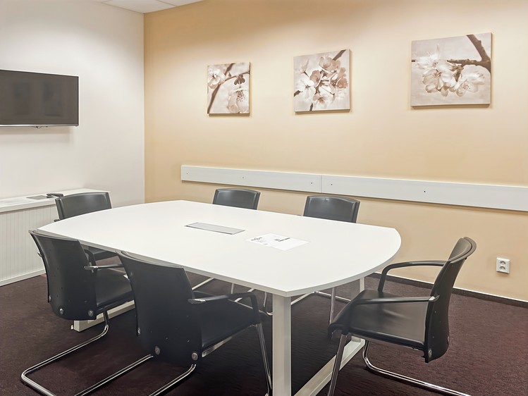 Pronájem kanceláře 75 m² - foto 6