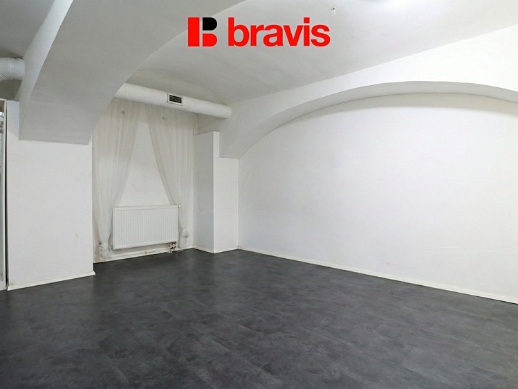 Pronájem obchodního prostoru 140 m² - foto 4