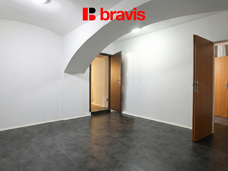 Pronájem obchodního prostoru 140 m² - foto 5