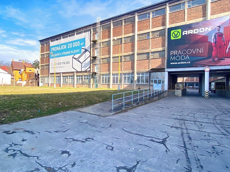 Pronájem obchodního prostoru 797 m² - foto 2