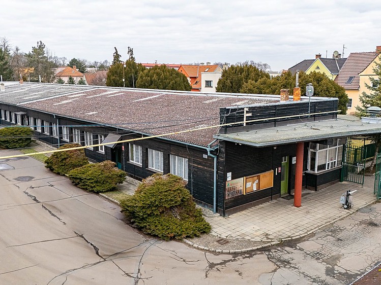 Pronájem kanceláře 294 m² - foto 1