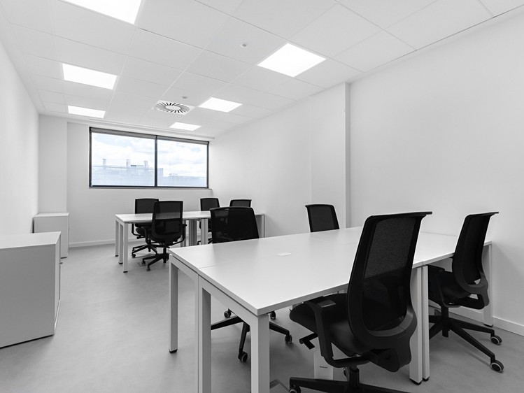 Pronájem kanceláře 75 m² - foto 1