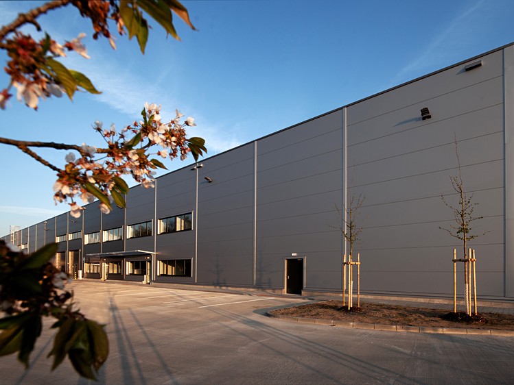 Pronájem skladového prostoru 2 000 m² - foto 3