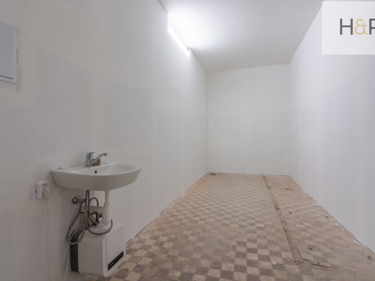 Pronájem skladového prostoru 550 m² - foto 5