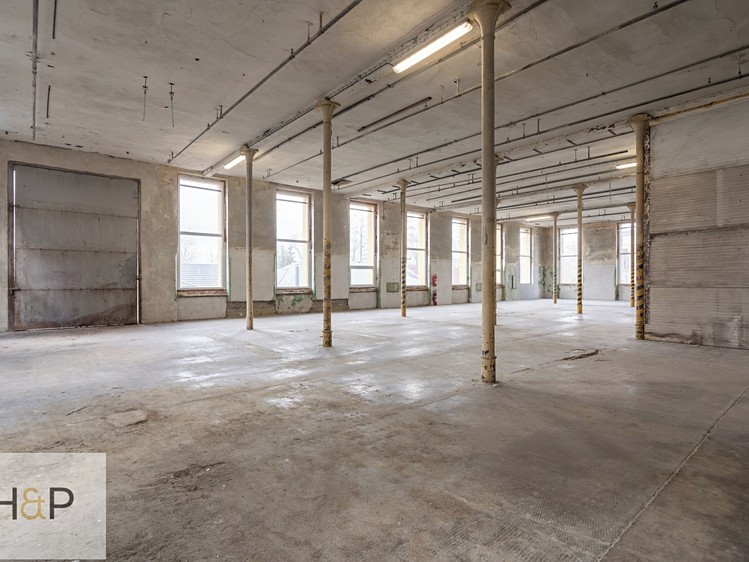 Pronájem skladového prostoru 1 350 m² - foto 6