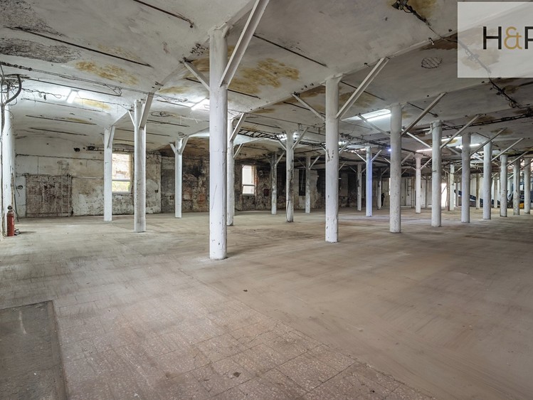 Pronájem výrobní haly, prostoru 1 250 m² - foto 4