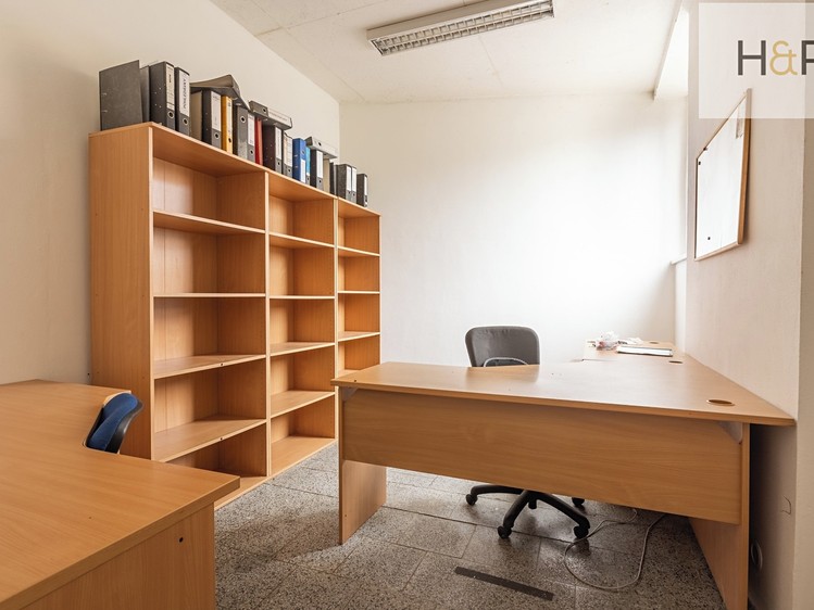 Pronájem výrobní haly, prostoru 1 250 m² - foto 6