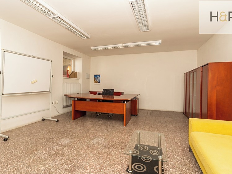 Pronájem výrobní haly, prostoru 1 250 m² - foto 8