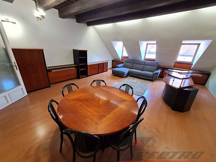 Pronájem kanceláře 162 m² - foto 4