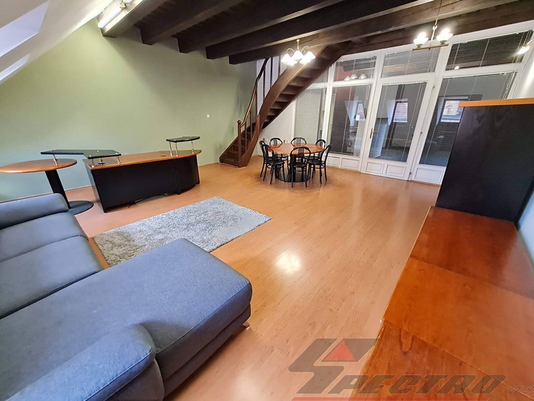 Pronájem kanceláře 162 m² - foto 5