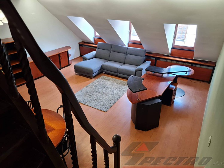 Pronájem kanceláře 162 m² - foto 6