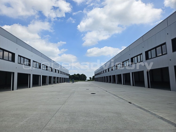 Pronájem skladového prostoru 440 m² - foto 3