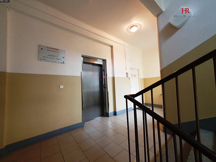 Pronájem kanceláře 46 m² - foto 5