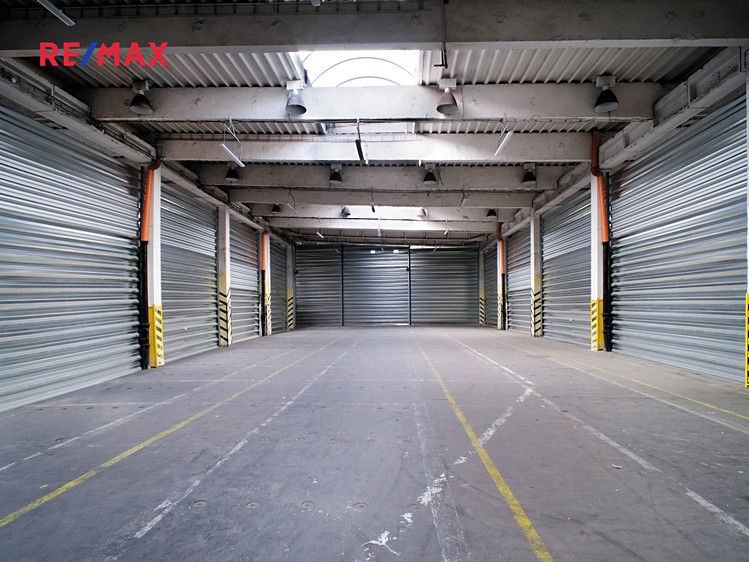 Pronájem skladového prostoru 600 m² - foto 3