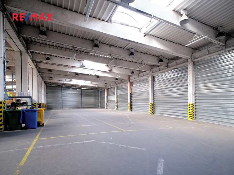 Pronájem skladového prostoru 600 m² - foto 4