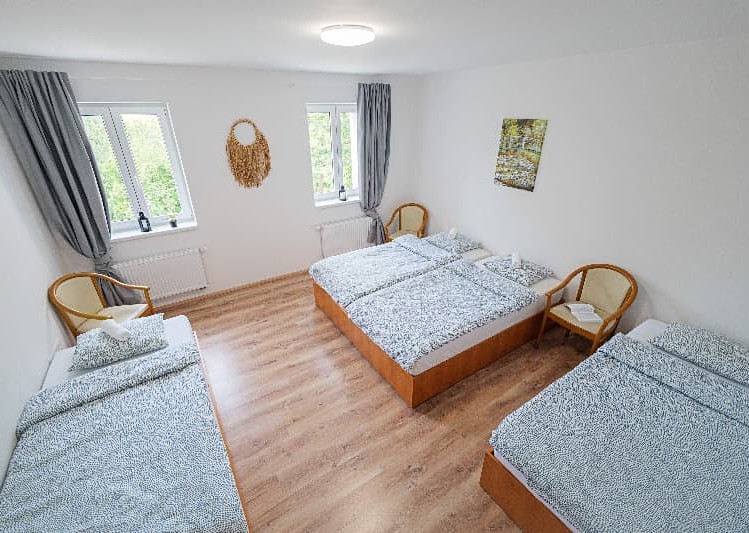Pronájem apartmánů 300 m² - foto 4