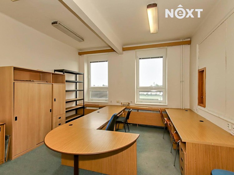 Pronájem kanceláře 25 m² - foto 1