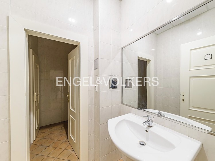 Pronájem kanceláře 81 m² - foto 5